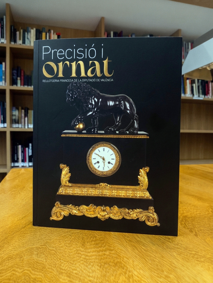 MuVIM's tweet photo. El catàleg de «Precisió i ornat» ja és una realitat i pots consultar-ho a la #biblioteca del @MuVIM

Si vols conéixer més sobre el procés creatiu d'una obra com esta i compartir un temps amb els seus creadors, no pots faltar a la presentació que tindrà lloc dimarts a les 18h. https://t.co/R3tJYhWOTQ