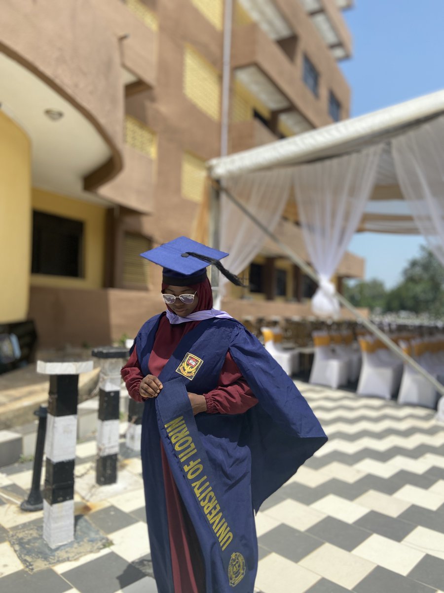 Mhayrheam01's tweet photo. 𝐑𝐞-𝐢𝐧𝐭𝐫𝐨𝐝𝐮𝐜𝐢𝐧𝐠 
MUSBAUDEEN, Mariam Omosalewa
https://t.co/Z5eYOfUHn2. Sociology
CGPA: 4.00/5.00
Second Class (Upper Division)
University of Ilorin

@unilorinngr 
#UNILORIN41stConvocation
#ProbitasDoctrina
#BetterByFar🎓 https://t.co/ihl3LxpgDf