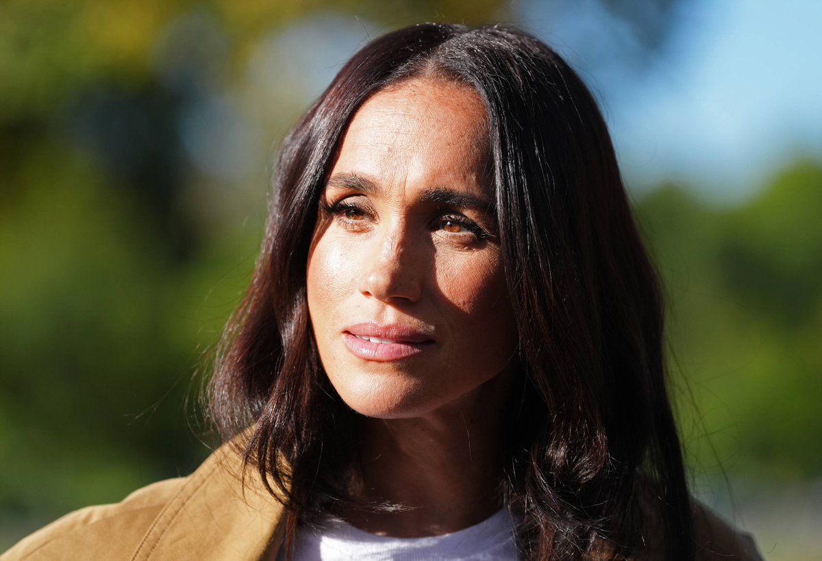 DailyMirror's tweet photo. Police confirm they received letter containing 'a number of claims' relating to Meghan Markle's father
https://t.co/aGz7AI008p https://t.co/3AMnx3eQSb