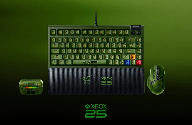 Q8Pro's tweet photo. 🎮 احتفالاً بـ 25 عاماً على Xbox!
​ريزر تطلق مجموعة حصرية محدودة:

⌨️ كيبورد BlackWidow V4 75%
🖱️ ماوس Basilisk V3 Pro 35K
🎧 سماعات Hammerhead V3 X

​🎁 تتضمن شهر مجاني لـ Game Pass Ultimate!

​أي قطعة أعجبتك؟ 👇

#Xbox #ريزر https://t.co/qr6pkFHyOM