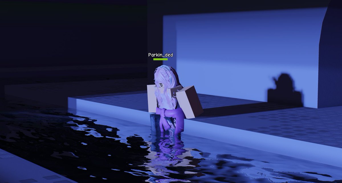 ParkinDed's tweet photo. i love pools https://t.co/uJLdiK4V4M