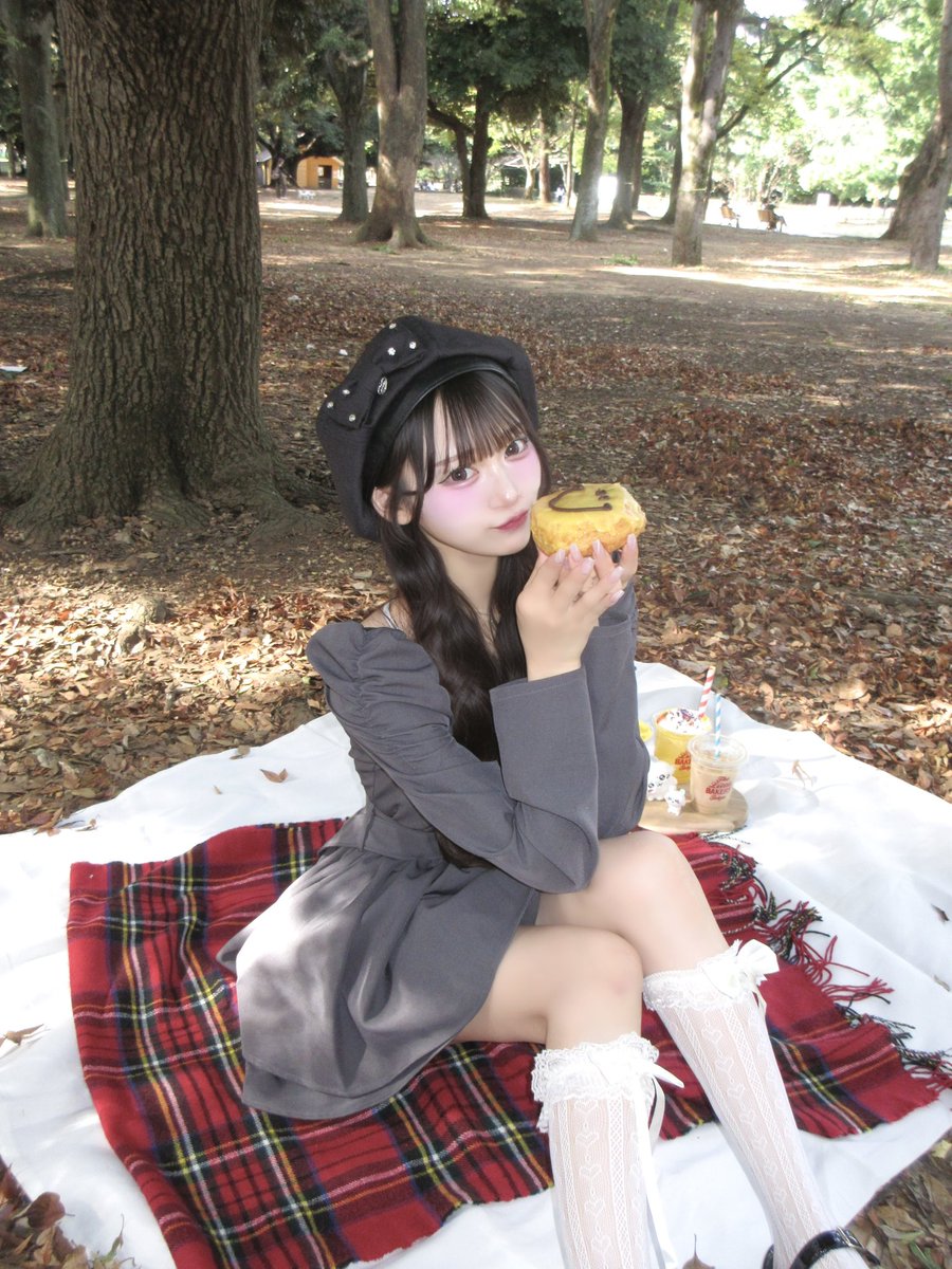 para_sizuku's tweet photo. 秋ピクしてきた🍁🧺♡ https://t.co/PSJ8Ln9Bs6