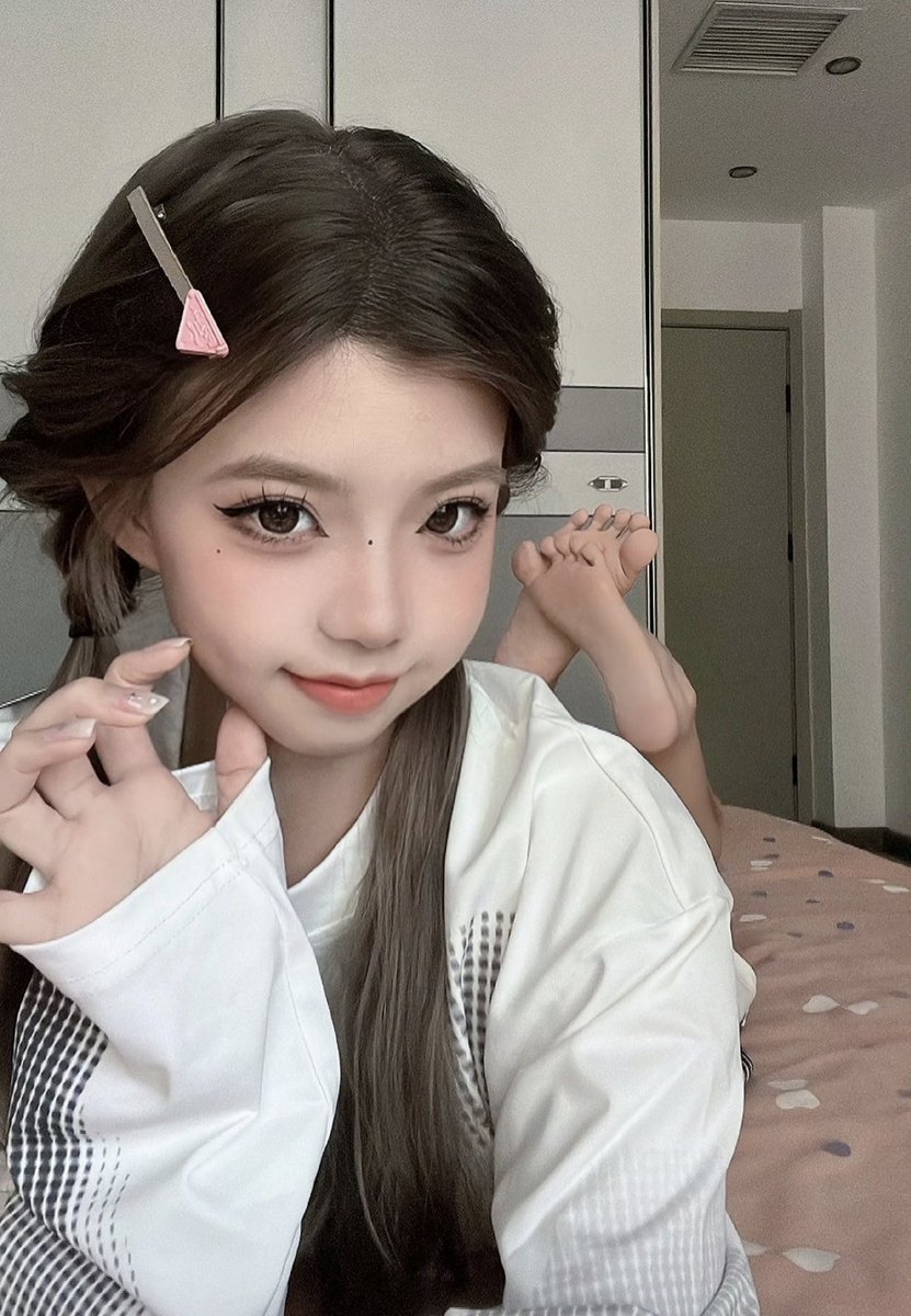 beibeijiang528's tweet photo. 快！！

射给我🙄 脚底板
#女神 #反差 #母狗 #北北酱 https://t.co/48v4ln1fvc