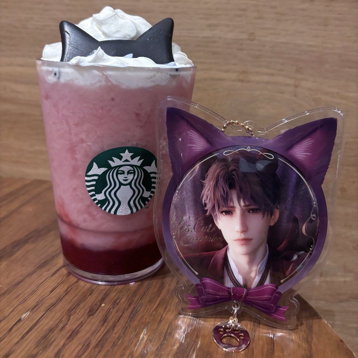 rumiru_oO's tweet photo. スタバのMyフルーツカスタムできるお店でホムニャン概念飲んできたよ~🐈‍⬛🩷

セヤニャンも一緒🐈💜 https://t.co/GDFVU9l9ns