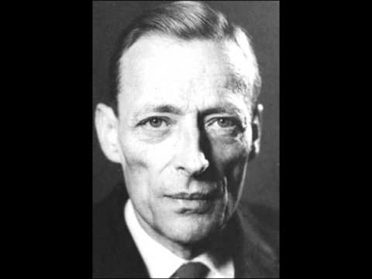GaryLachman's tweet photo. I'm looking forward to the last of my 4 part series on the Secret History of Consciousness. This week we look at Jean Gebser and his "structures of consciousness," from the Archaic to the Integral. Join us: https://t.co/umSxVV9IvV https://t.co/SbY2ZrOkqc