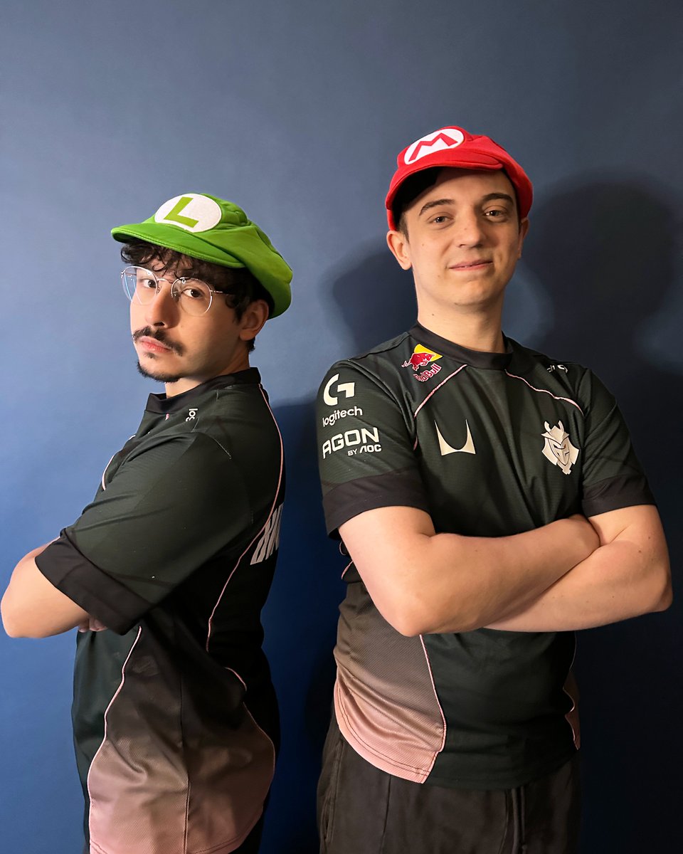 G2League's tweet photo. Doing Siwoo fan service https://t.co/EguYzDlXwA