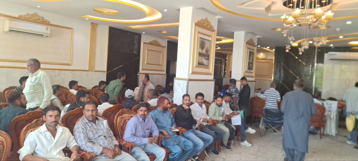 CGIJeddah's tweet photo. A Consular Camp is being held in Al Baha today, providing Passport and Attestation services to Indian nationals.

Members of the Indian diaspora are visiting the centre and availing requisite consular services.

@MEAIndia @IndianDiplomacy @IndianEmbRiyadh @diaspora_india @SecretaryCPVOIA
