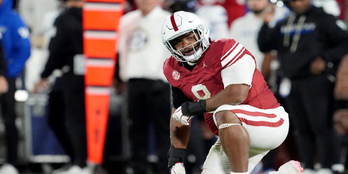 SoonersWire's tweet photo. Todd Bates praises Bishop Thomas' relentless effort at Oklahoma

📸 SARAH PHIPPS/THE OKLAHOMAN, USA TODAY Network via Reuters Co https://t.co/6kmBZBgdsH https://t.co/bgb78yvsRE