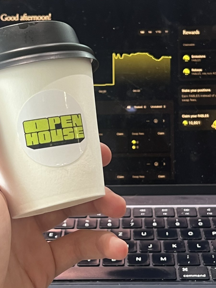 0xcs361's tweet photo. gFables from the @arbitrum x @RobinhoodCrypto Founder House in Singapore 🇸🇬 

Day 1 is in the books. Lots of discussions, great new connections and a full day of building 🧙‍♂️

See you tomorrow! https://t.co/kaLKMUqOfo