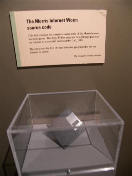 HailHistory's tweet photo. @CNBC The first internet worm to make headlines hit thousands of computers in 1988. Its author, Cornell grad student Robert Tappan Morris, later co-founded Y Combinator.

His code copied itself too fast and earned the first felony conviction under the 1986 Computer Fraud and Abuse Act. https://t.co/i26R7USAGI