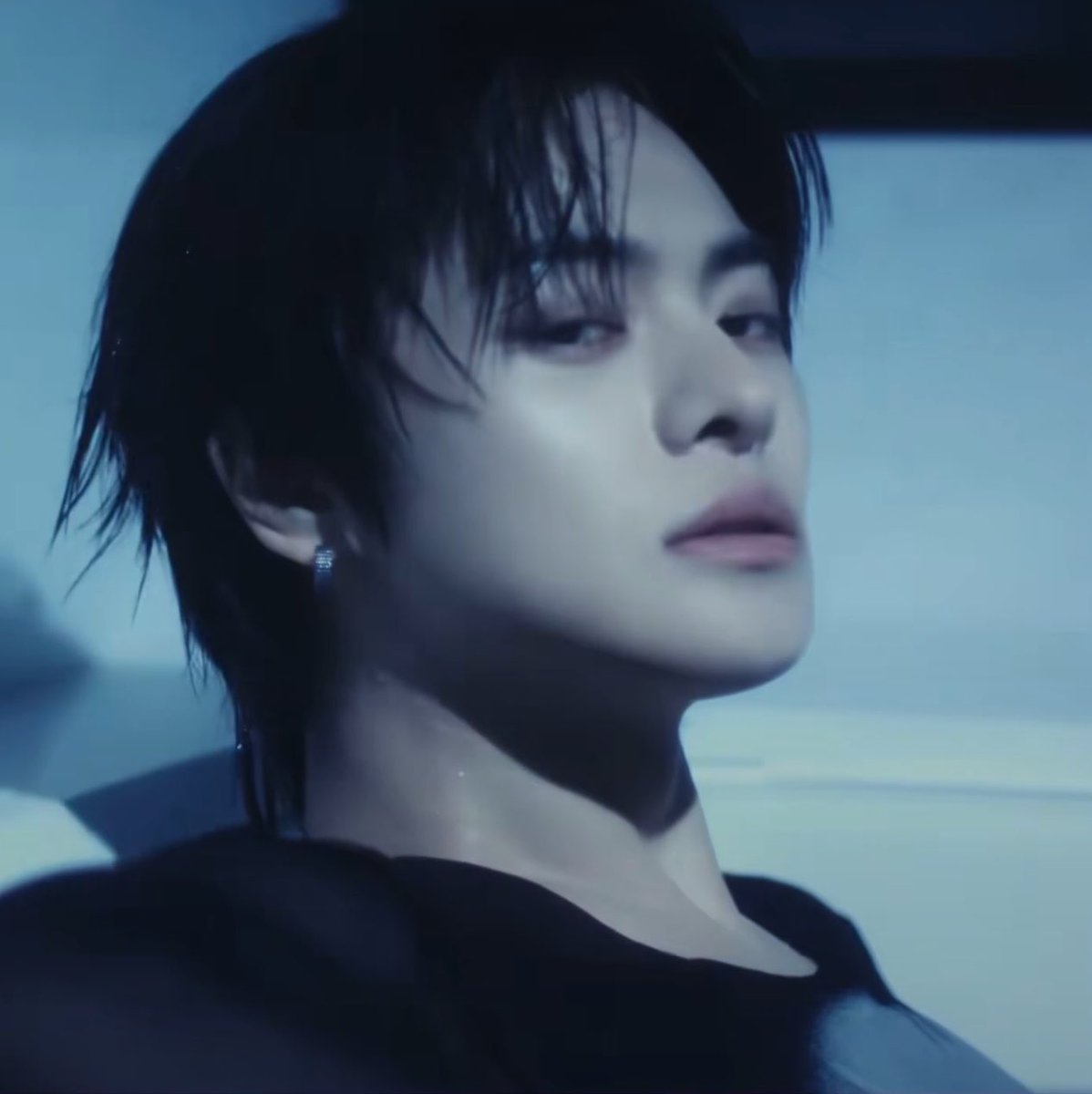 wonniebibi's tweet photo. "fuck you"                                                  "where? 
                                                             the pool?🥺" https://t.co/UIbRKWY2qG