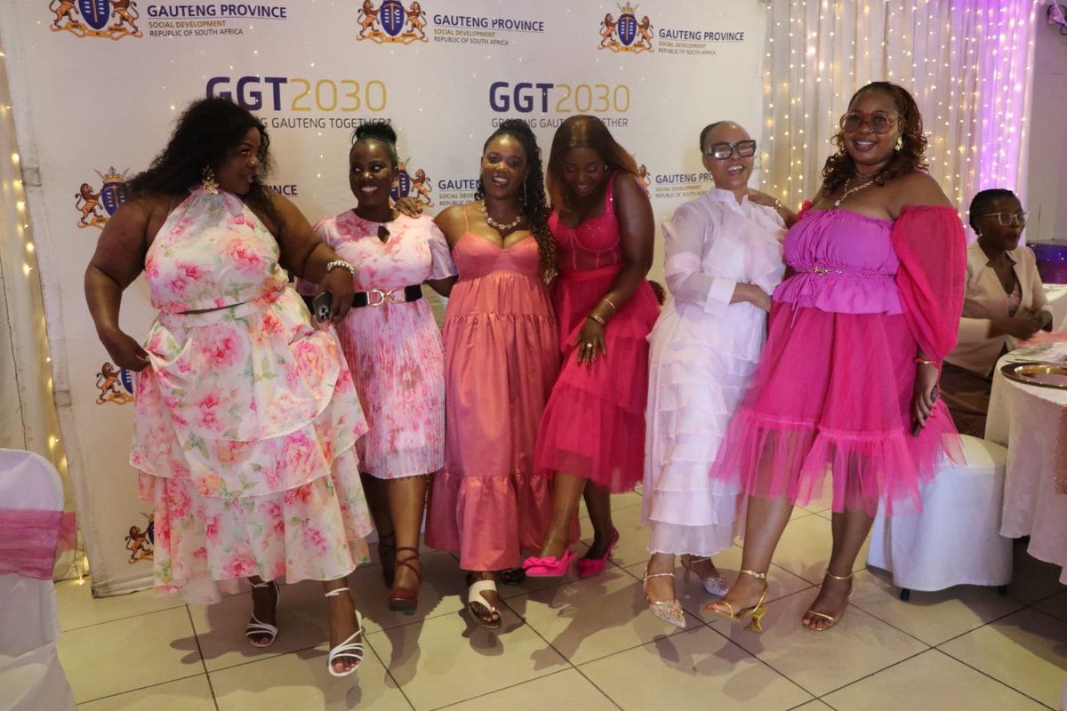 gpgSocDev's tweet photo. 🎀Early detection saves lives. Awareness brings hope. Together, we can make a difference.

#BreastCancerAwareness #EarlyDetectionSavesLives #GrowingGautengTogether https://t.co/5H8G3BLqNq