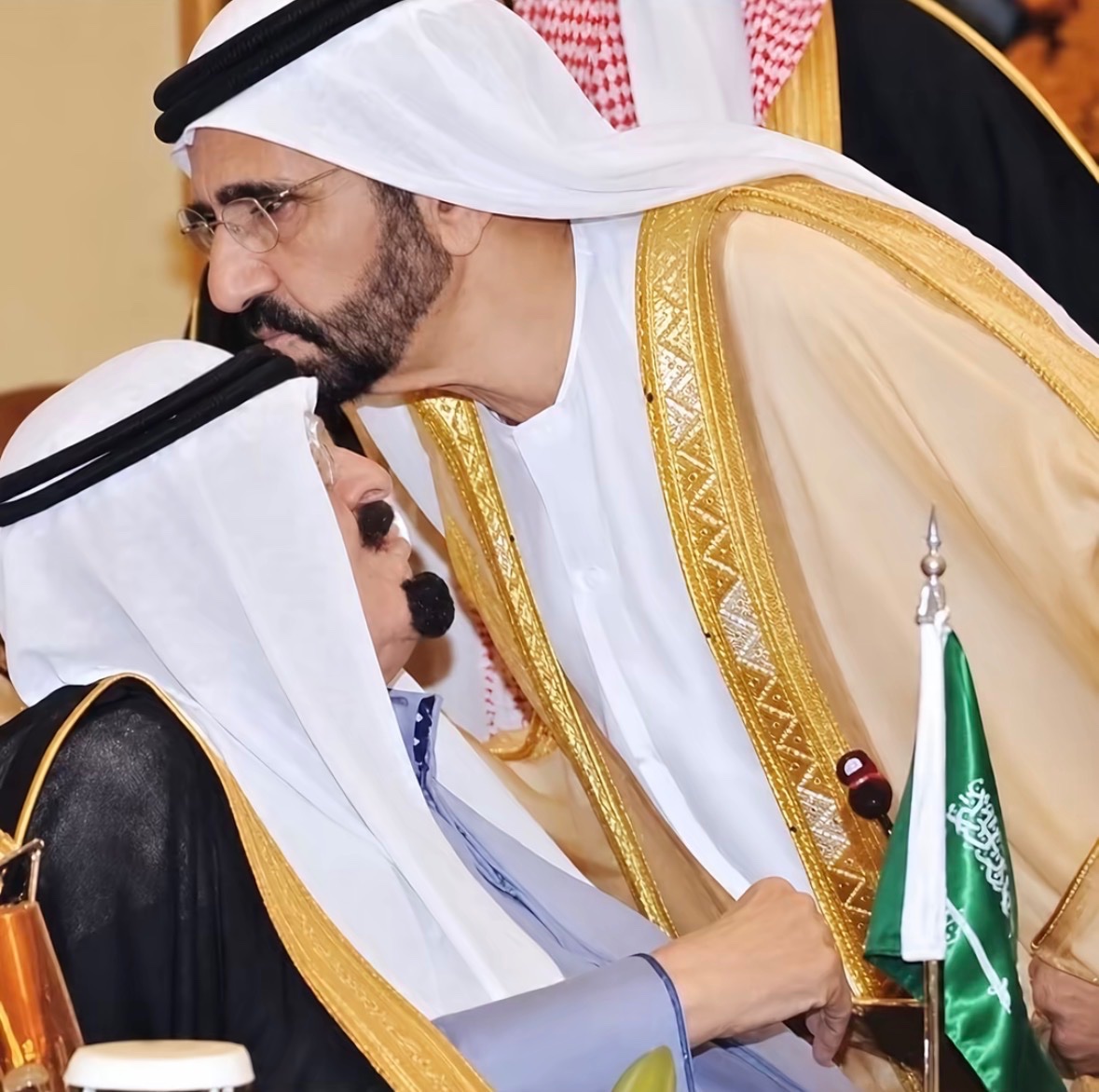 x_99jy's tweet photo. راس ماتقواه .. بوسه  
هذي المقوله الي ماشين عليها الحماراتيين مع زمان https://t.co/0AEUBv50AL