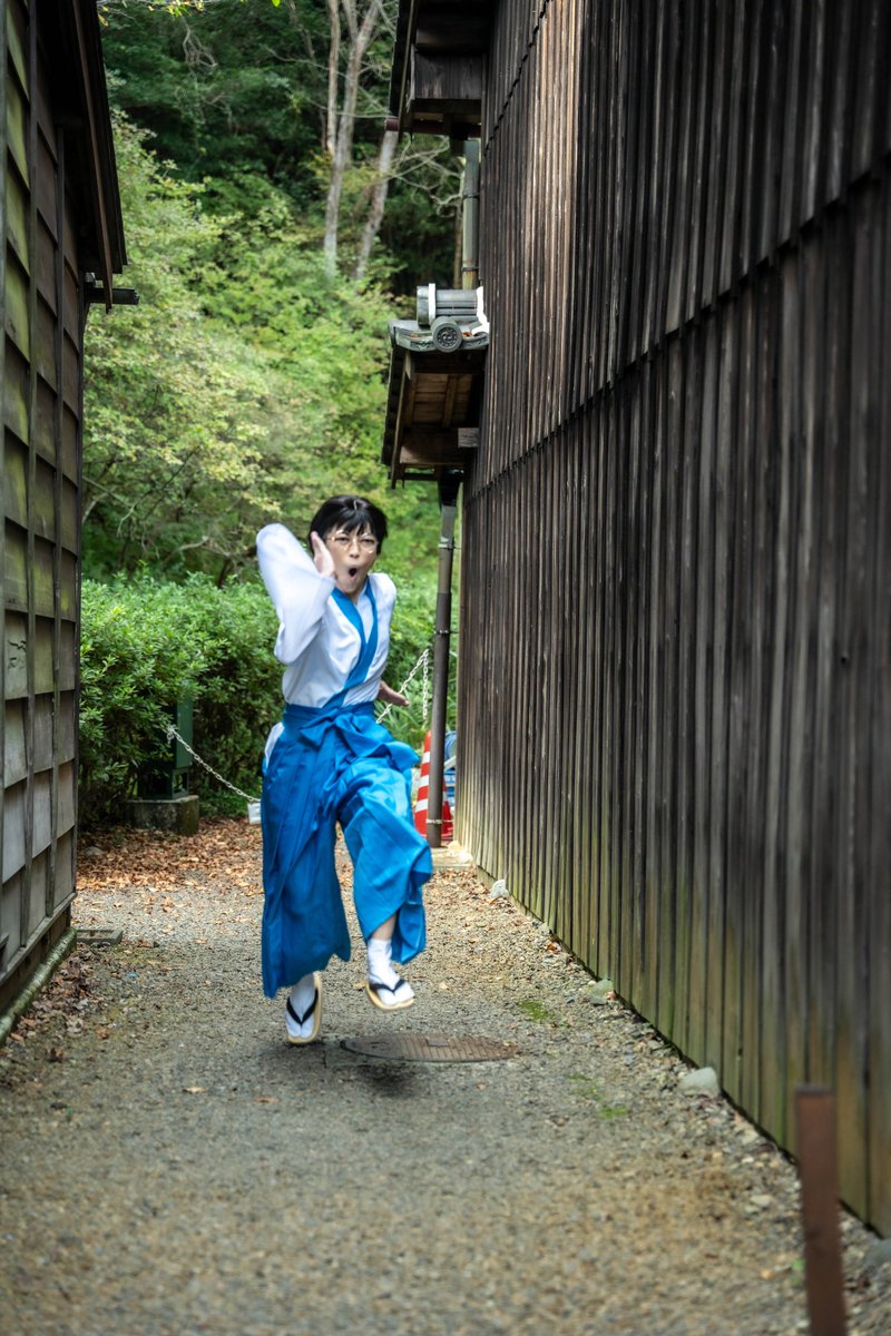 B_swa_sta's tweet photo. 【※コスプレ】 銀/魂
志/村/新/八
「うぉぉぉ」
「大変だ大変だ」
「銀/さァァァァァァん!!!」
撮影:LinkSkywindさん(@LinkSkywind)
#明治村コス
#SkywindPhoto https://t.co/wUWozz5aNR