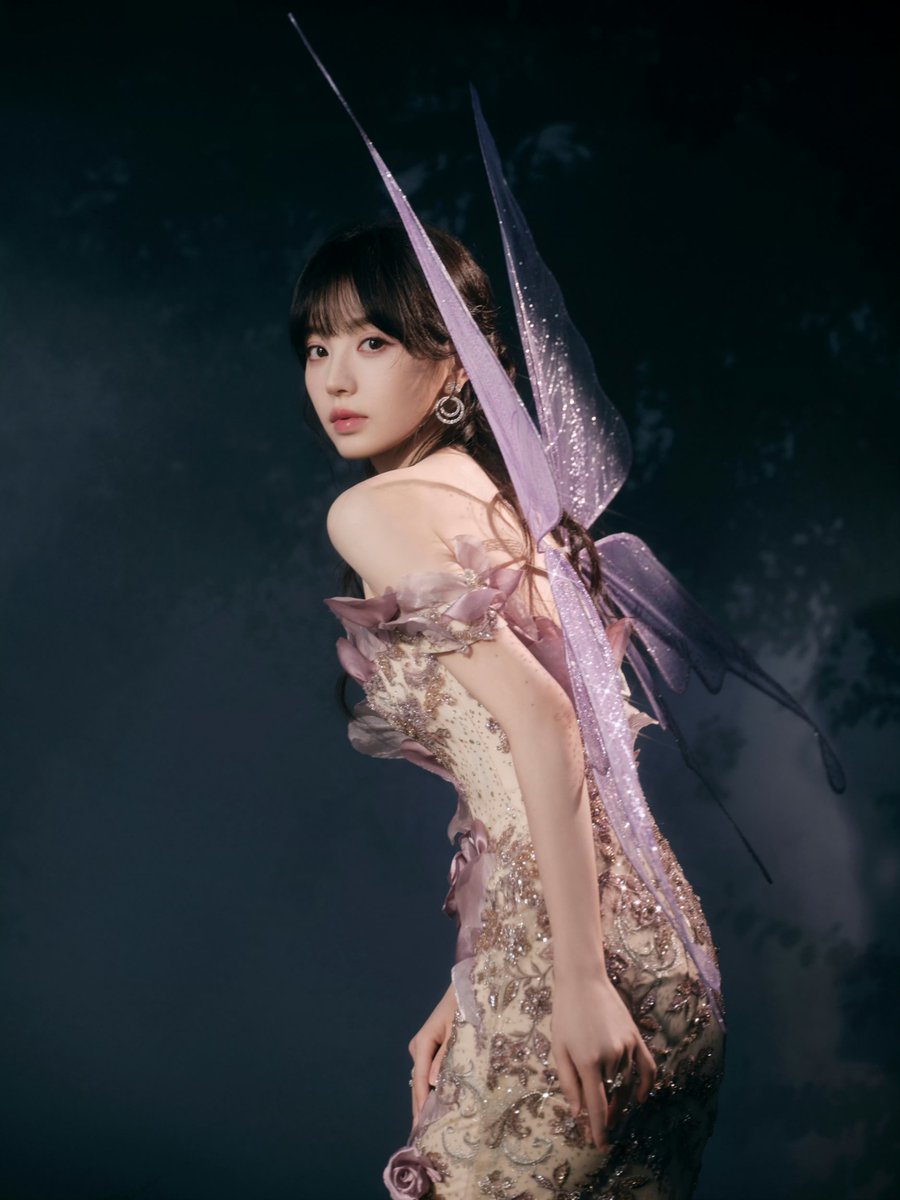 PursuitofXiwei's tweet photo. she was a fairy 🧚‍♀️ #TianXiwei https://t.co/HgjIhopv1k