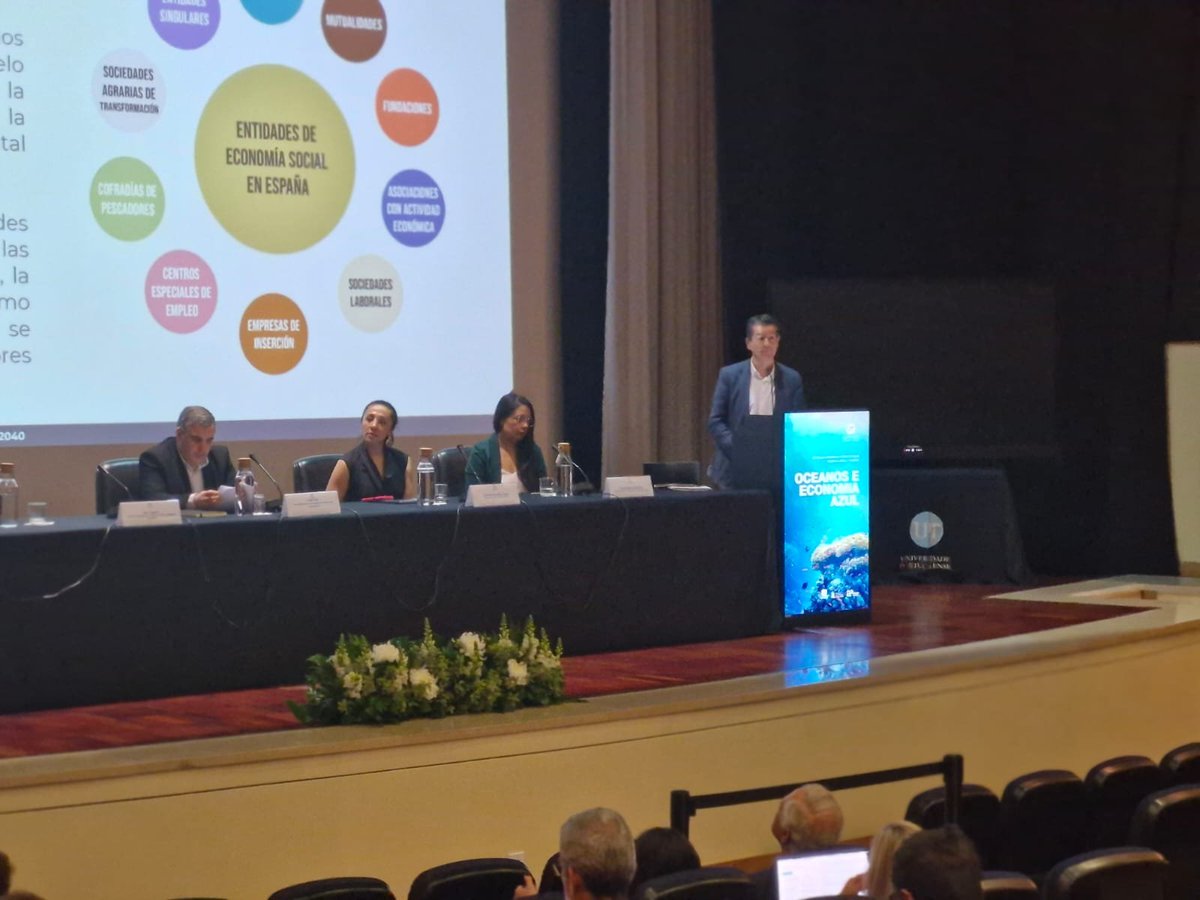 ibonzugasti's tweet photo. Gracias al Foro Académico Permanente ALC-UE (FAP ALC-UE) por la invitación a presentar el estudio #Delphi sobre el #futuro de las #organizaciones #empresariales y la #economíasocial a 2040 desarrollado desde LKS NEXT / #ASETT / @esMONDRAGON en la VII #Cumbre #Académica #ALC #UE https://t.co/xj5MyLom9s