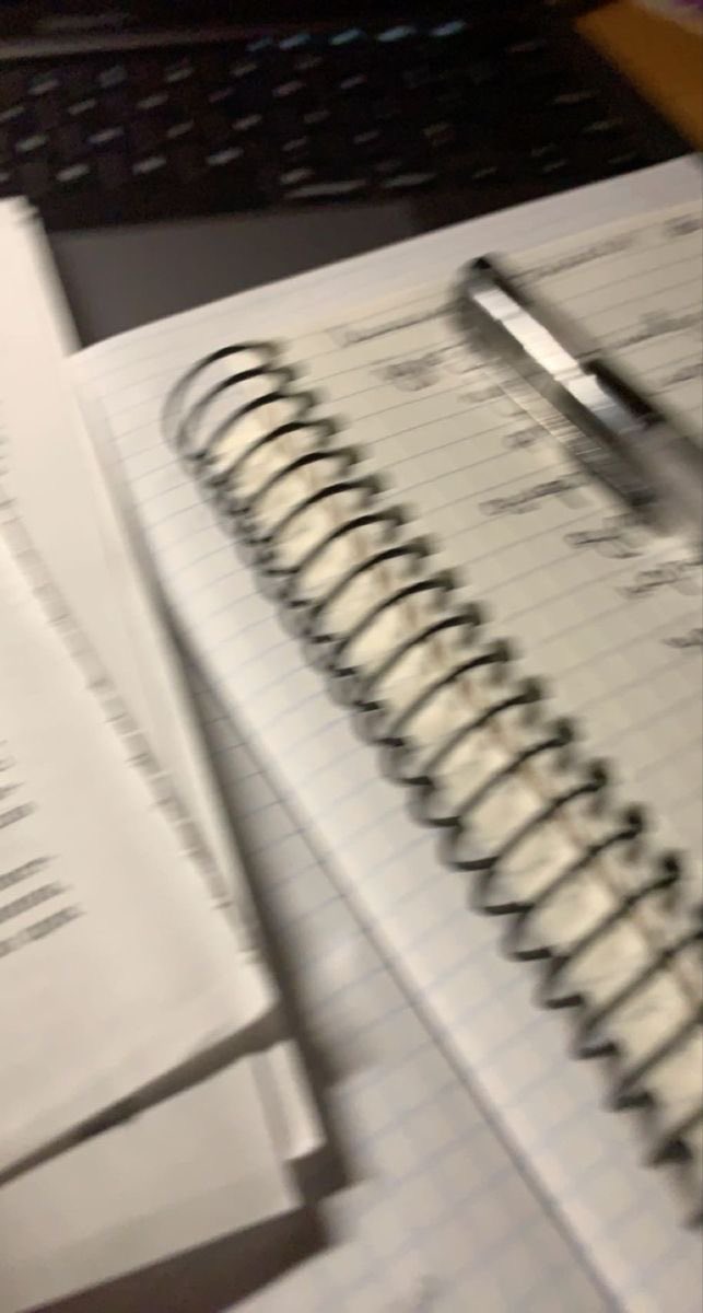 audzxia's tweet photo. Hello, I’m new to #studytwt and created this acc for motivation. (^-^)/

•1st yr, Pharma Tech
•ISTP
•📍Canada
•Eng/Fil

like/rt to be moots! https://t.co/7VRyipikXF