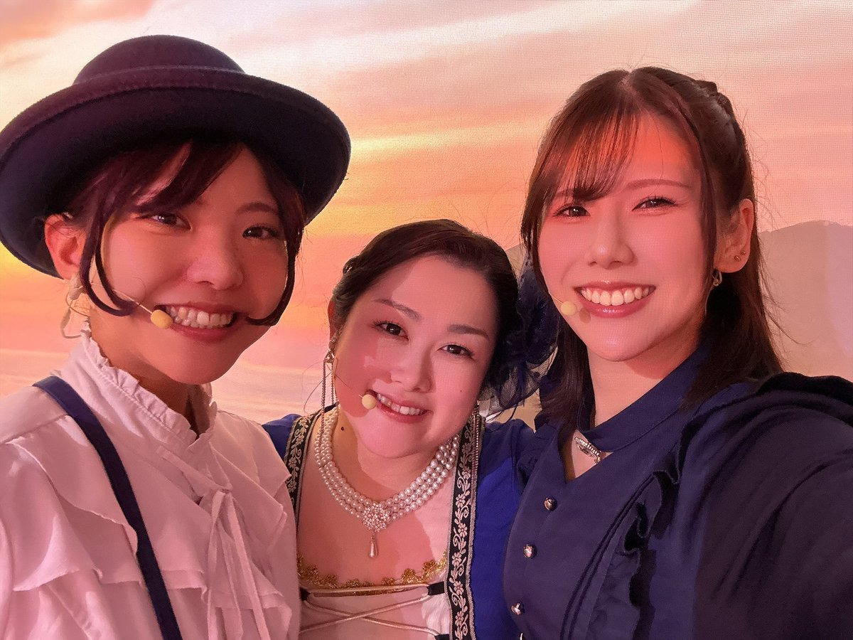 miyanaga_kaoru's tweet photo. #エターナルループ
本日も乗船ありがとうございました⛴🫧

なんだか横転シンデレラになった瞬間もあったりして
みんなを驚かせちゃった、ごめんね🫣！！！

明日も見守ってくださいね🎀

乗船していた仲間たちが去っていくのは寂しいですね🫧
受け継いで、航海を進みます！！！ https://t.co/gnhvYPKrNj