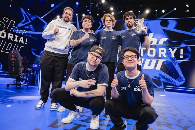 EsportsScopeVN's tweet photo. Another team is going for a full rebuild ahead of 2027

@MIBR has announced they released all of their players of the Valorant roster on behalf of "considerations for the upcoming 2027 season".

Their 2026 hasn't met any expectations, so lots to talk about this move by the org. https://t.co/NWcDJNos7i