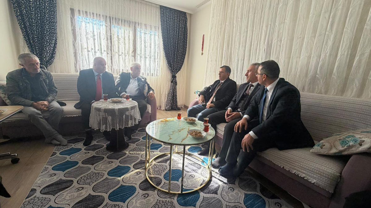 profdrorhanates's tweet photo. @abuyukgumus @AKGMTeskilat @AliBakantr @turgutclskn @BayburtAKParti https://t.co/yQXpclxKyI