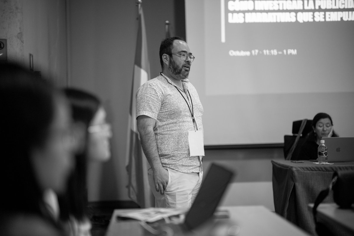 foroCAP's tweet photo. Así se despidió la 16.ª edición de #ForoCAP2026: entre talleres, pláticas de pasillo y una última noche para celebrar entre colegas. 📸✨ @_elfaro_ 
🧵 1/5 https://t.co/TDFJ17SxZ2