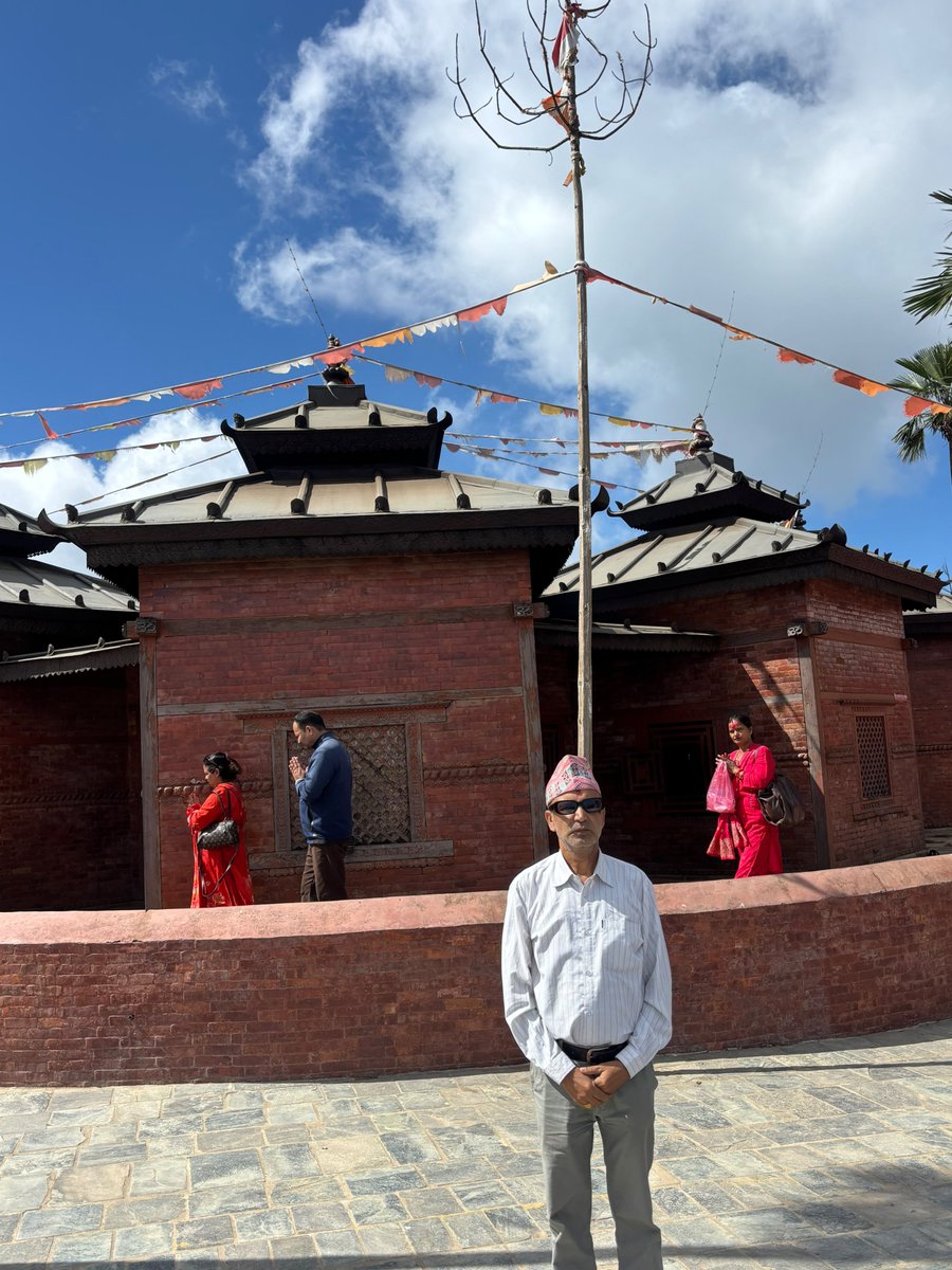 kumarjunu's tweet photo. जहाँ गाई पुग्न सक्दैनन्, जहाँ गोमूत्र र गोबर देखिँदैन त्यहाँ म रहन सक्दिनँ । किनभने त्यहाँ त पिशाच बस्ने गर्दछन !
— बालतपस्वी श्री स्वर्गद्वारी महाप्रभु 

( २०८३ कार्तिक ६ गते शुक्रवार )

(३) https://t.co/ikSJuoBxVd