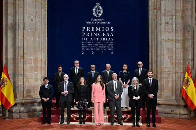 psg__chief's tweet photo. 🚨The official image of the 2026 Princess Of Asturias Awards with Princess Leonor and the rest of the awardees.

Leo Messi top left 😍🐐 https://t.co/2jj3Lafbep