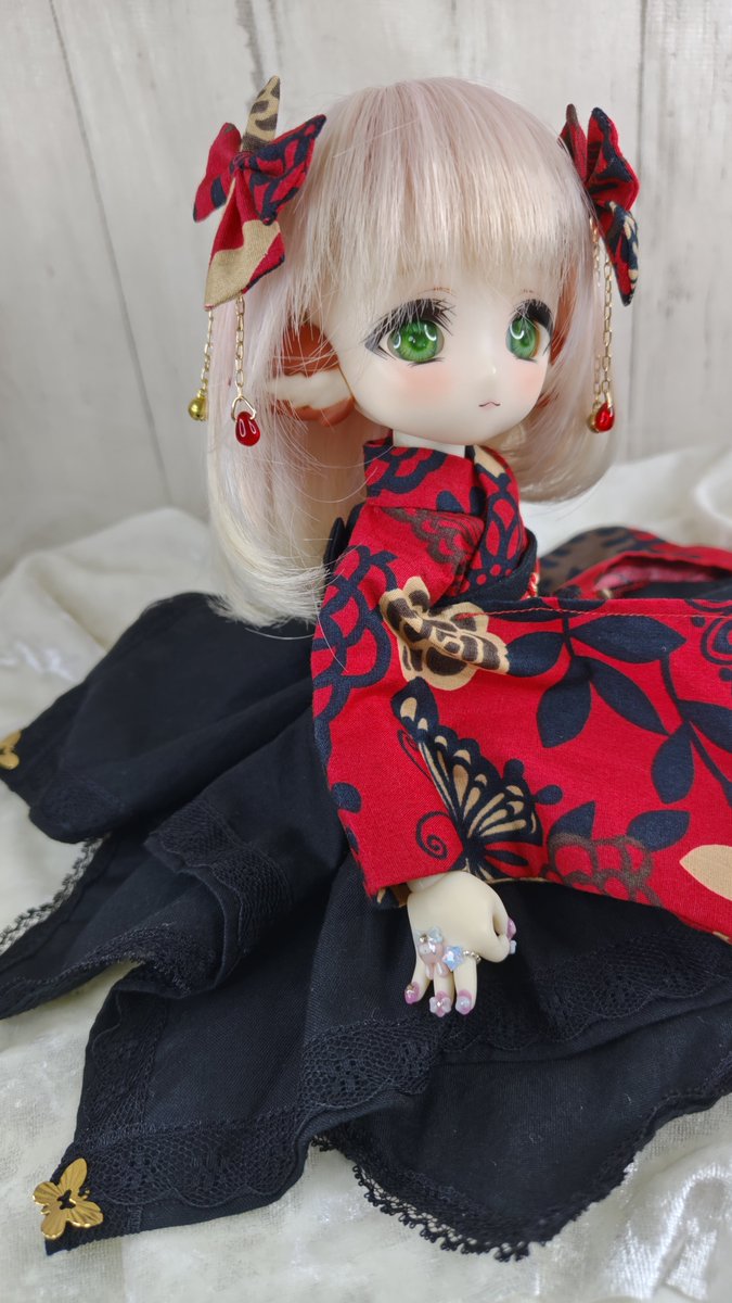 TSUKINU_IZAYA's tweet photo. 【 #FukuokaHarvest 販売品⑪】

 1/6サイズ
TinyFox、imomodoll、babykumako2.0

⚠️幼SDは新旧ボディ共に着用不可⚠️

着物風トップス
スカート(ウエストゴム)、
帯(後ろスナップ)
リボン2個(パッチンピン) https://t.co/rMwBTlrmtu