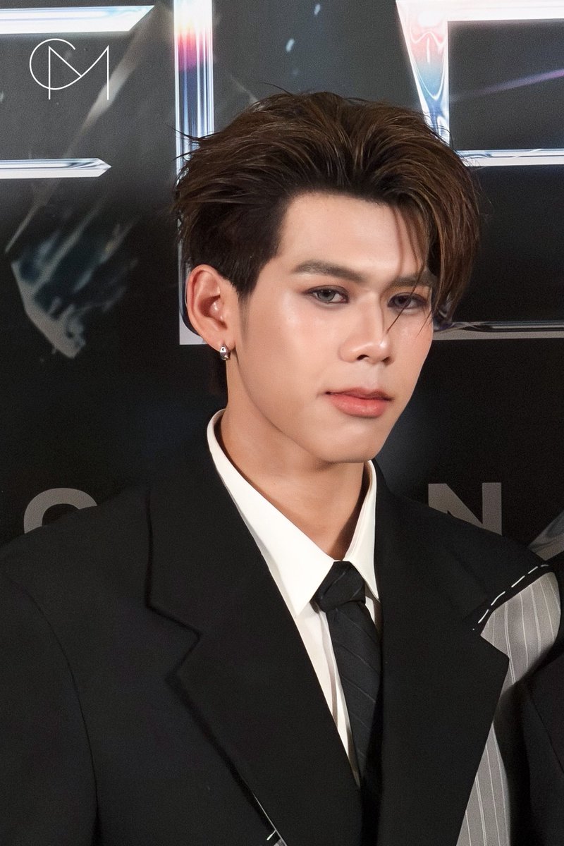 CM2Connect's tweet photo. #TuiChayatorn ช่วงสัมภาษณ์ ในงาน "LYKN REFLEXION CONCERT" 🎵✨

THE REFLEXION BEGINS

#LYKNReflexionConcertD1
#LYKNReflexionConcert
#LYKN https://t.co/jHRqtkVPYp