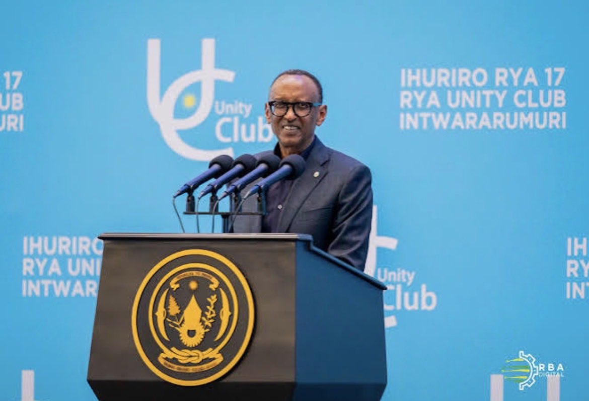 UnityClubRw's tweet photo. Nyakubahwa Perezida wa Repubulika,  Mukaba n’Umunyamuryango w’icyubahiro wa  Unity Club Intwararumuri,

Intwararumuri   tubifurije umunsi mwiza w'Isabukuru yanyu y’amavuko. Dutewe ishema n'imiyoborere myiza yanyu ikomeje gushimangira Ubumwe n'Ubudaheranwa bw'Abanyarwanda, byo musingi w'Iterambere rirambye. 

Tubifurije gukomeza kugira ubuzima bwiza,  imbaraga n’umugisha wo gukomeza kubona Urumuri rw'Ubumwe mwacaniye Abanyarwanda rukomeza kumurikira Igihugu mwasubije ubuzima.
