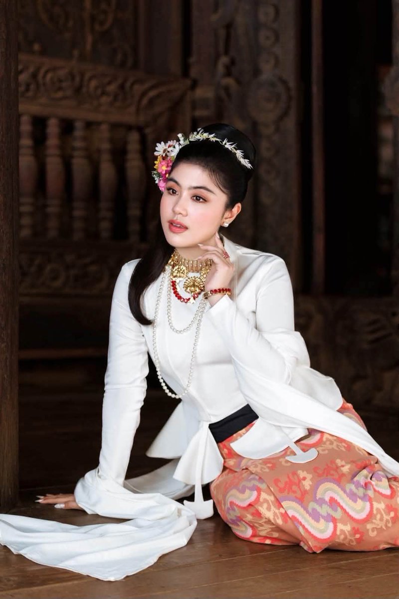 wesleyphwar's tweet photo. ဒို့မင်းသမီးလေးလည်းပါလာပီ😘🫶
GMMTVRESPECTOURCULTURE 
#RespectMyanmarCulture 
#CreditOurHetitage 
#ScarletHeartTH https://t.co/6p6Guhfhkh