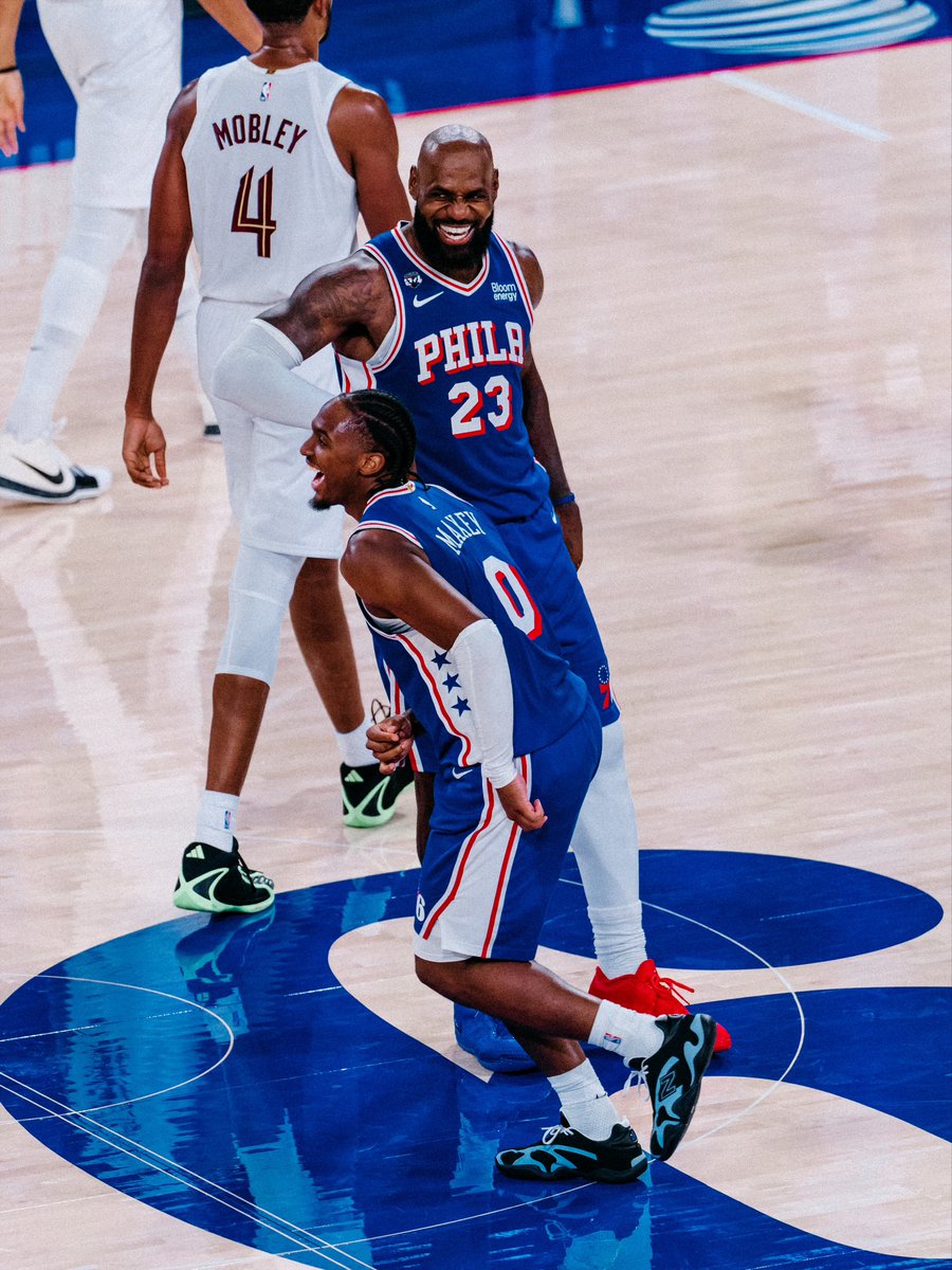 sixers's tweet photo. woke up like this. 😎 https://t.co/GMBNsKObGv