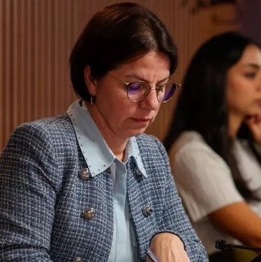 dailyyeni0's tweet photo. Maltepe Belediye Başkanı Esin Köymen Yeni Parti’ye katılıyor. https://t.co/kP1JlPo6Xs