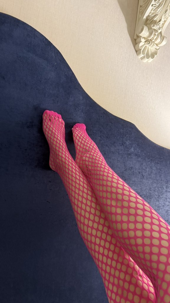 Luna_SilkSole's tweet photo. @toptoesinhose @Dikshafeet https://t.co/kKoVKTzHod