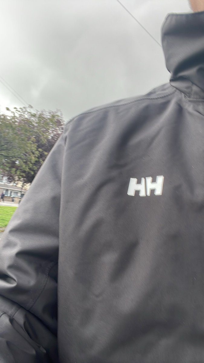 Anglothule's tweet photo. Get ur warm hellys on fellas https://t.co/kHPcfNfVAn