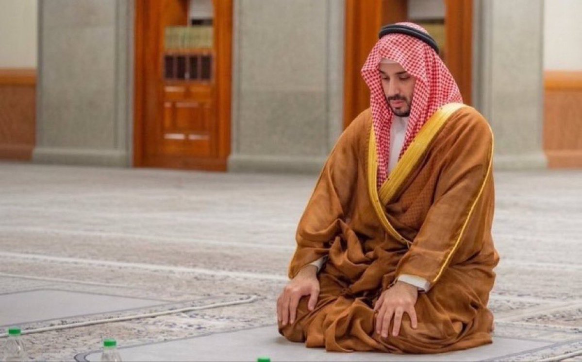 o1o1_2000's tweet photo. اللهم وفقه بتوفيقك ، وأيده بتأييدك وانصره على من عاداه وارفع رايته، وزدهُ عزاً وتمكينًا، واخذل كل من يعاديه، اللهم ادمه حصناً منيعاً و درعا حصيناً، واجعله مباركاً مسدداً، ووفقه لما تُحبه وترضاه 💚 https://t.co/owVWlRZGXA