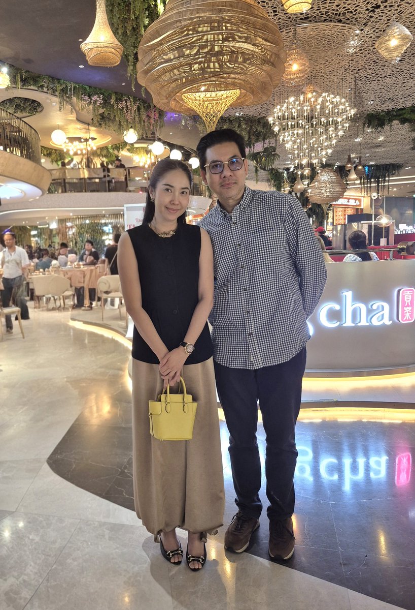 TeelekJD's tweet photo. My best supporter อันดับ 1 ของน้องดัง น่ารักทั้งครอบครัวเลย บุคคลที่ซัพพอร์ตทุกความรักทุกความฝันของน้องดัง และก็เป็นบุคคลที่ทำให้ทุกคนได้เจอเด็กที่น่ารักที่สุดในโลก ขอบคุณน้าค้าบ 🫶🏻🫶🏻

ปล.ขออนุญาตคุณพ่อคุณแม่น้องดังด้วยน้าค้าบ 🙏🏻🙏🏻 เจ้าเด็กหล่อน่ารักเหมือนใครรู้เลย

DUNK HEIDIS SECRET EFW26
#DunkatEFW26ICONSIAM
ˑ ⋆ 𐔌 #dunknatachai ꒱⭑