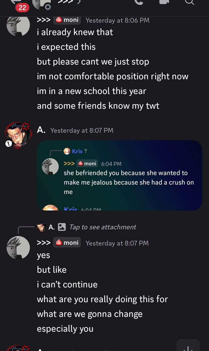 angel_f4una's tweet photo. For y'alls information, moni said to my bsf that he'll expose me when I get close to other rtc members (I also have screenshot)

"I came to apologise" and he called me a goldigger when I didn't have any interaction w him in @Axosaurus's server AT ALL when he joined https://t.co/UsZVMlfQbj