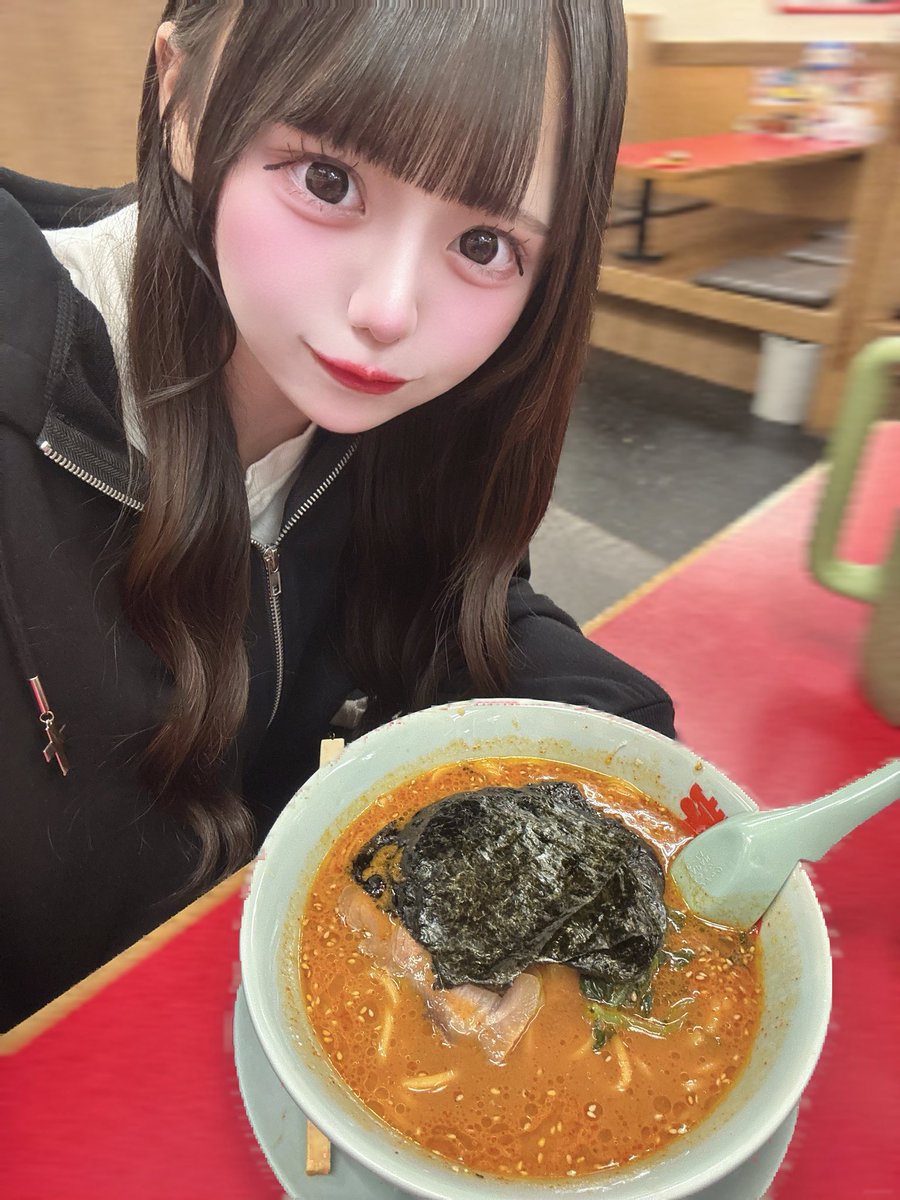 azu_planexia's tweet photo. 山岡家、つれてって♡ https://t.co/Z8jbJsBFXt
