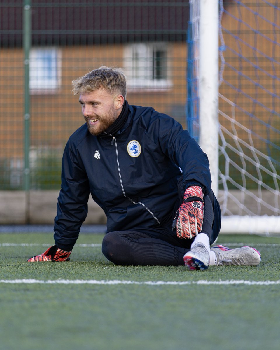 ChesterFC's tweet photo. 🏋️😀 https://t.co/BK6DFAGeYe