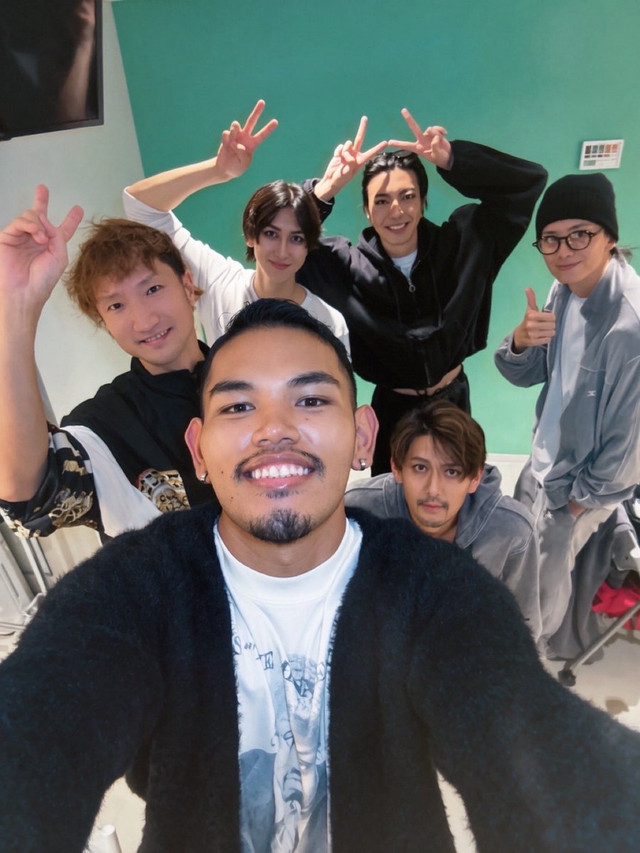 yuki_wr1's tweet photo. ミュージカル『新テニスの王子様』
“The Final Stage” #新テニミュ

大阪公演6日目🎾
ご来場ありがとうございました✨

けいすけ来てくれたっ👹

https://t.co/yLtj5dTCT5 https://t.co/uIzy2VXpGY