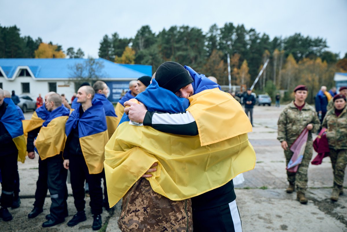 ZelenskyyUa's tweet photo. 🇺🇦🇺🇦🇺🇦 https://t.co/5P4TWThF9q