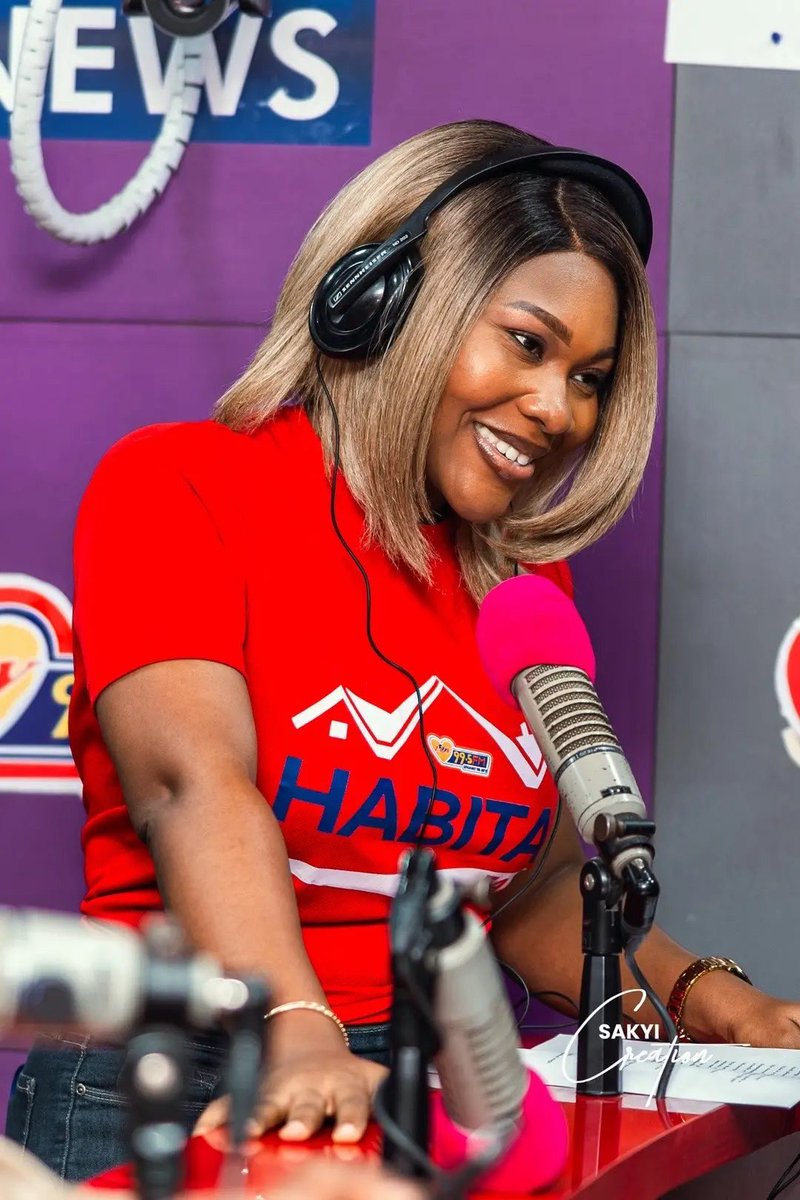 luvfm995 tweet picture