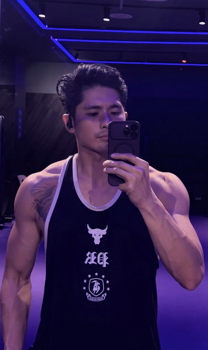 peteerpepper's tweet photo. DADDY FRANCO BOD CHECK 🤤🔥 https://t.co/0valUZvQL0