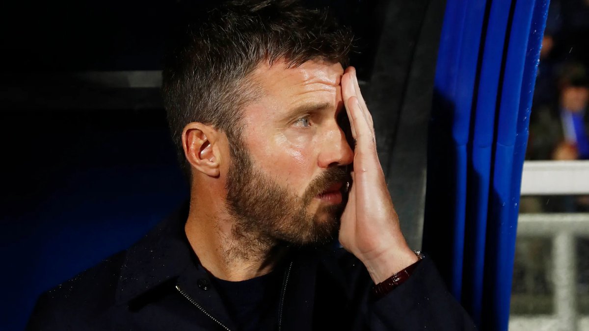 SamC_reports's tweet photo. 🚨 Michael Carrick's key quotes from today's Manchester United press conference:

🔴 On whether he can turn things around: “Yeah, 100%.”

🔴 On taking responsibility: “I'll hold that umbrella for me to get wet and for everyone else to stay dry.”

🔴 On whether the players care as deeply as he does: “Yeah, I 100% do. And if you don't, this is not the place for you.”

🔴 On potentially stripping Bruno Fernandes of the captaincy: “Whatever the situation is, I always do what's best for the football club.”

🔴 On whether the dressing room is divided: “It's not divided, no. It's not divided. We just need to get back to doing what we do best and we will.”