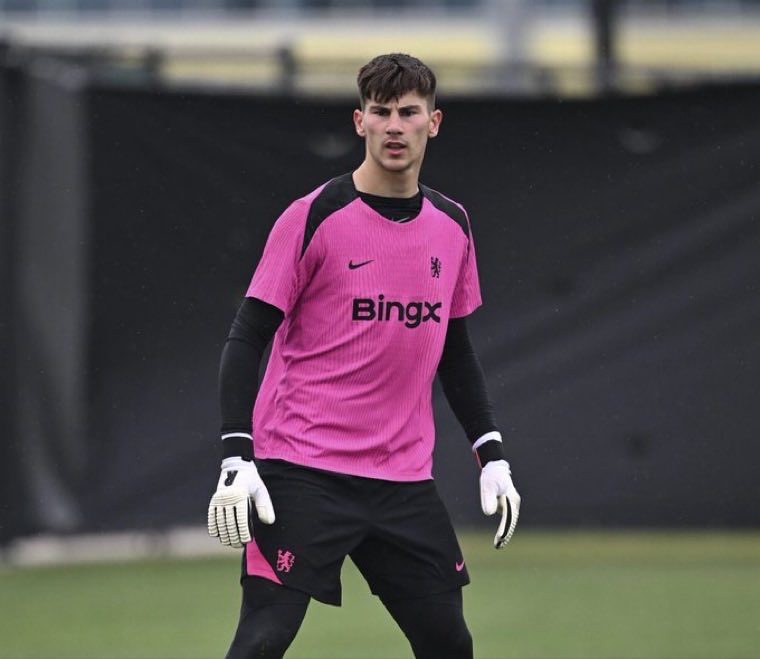 Roseja124's tweet photo. Penders mini Courtois https://t.co/UsvtXL6QX3