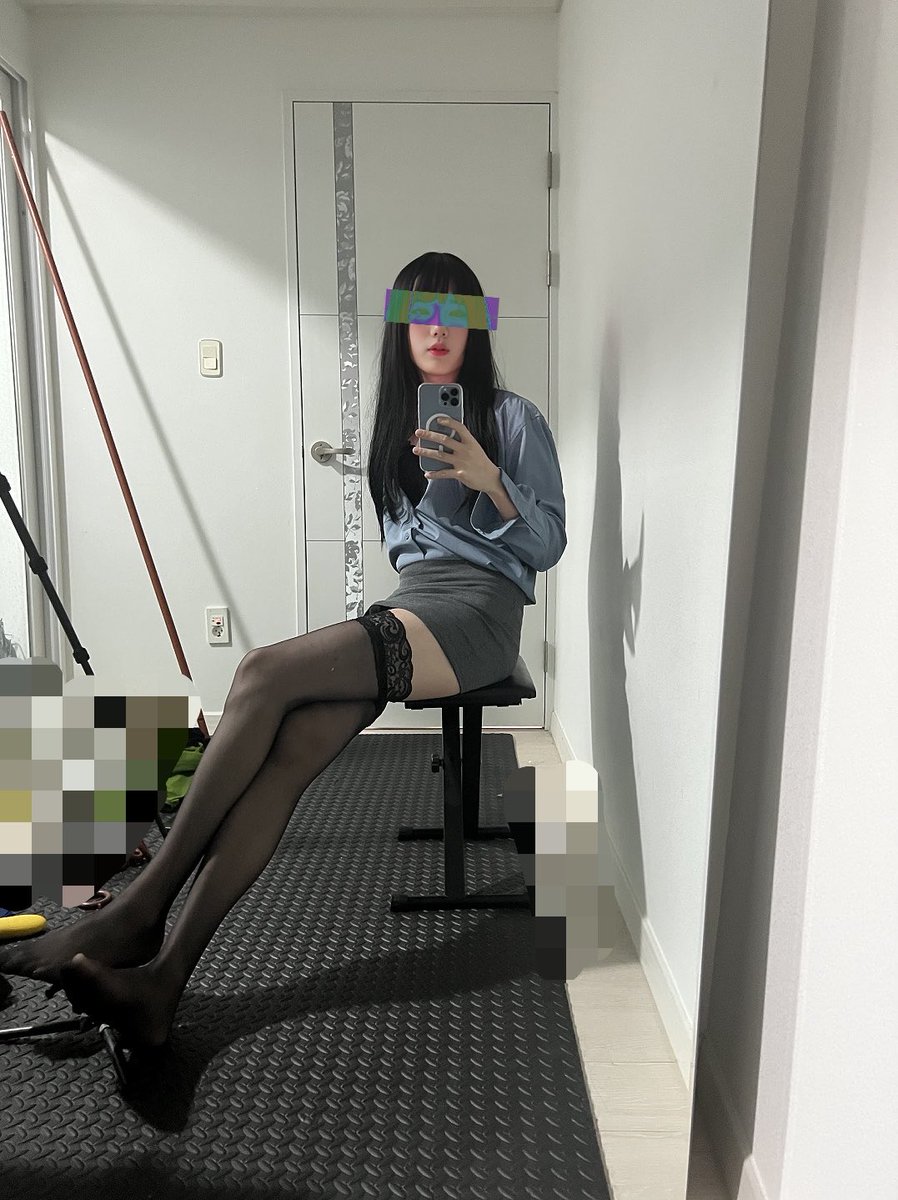 mellow_sia's tweet photo. 남자의 오피스룩 어때?
#여장 #여장남자 https://t.co/e9IYMXLNHy