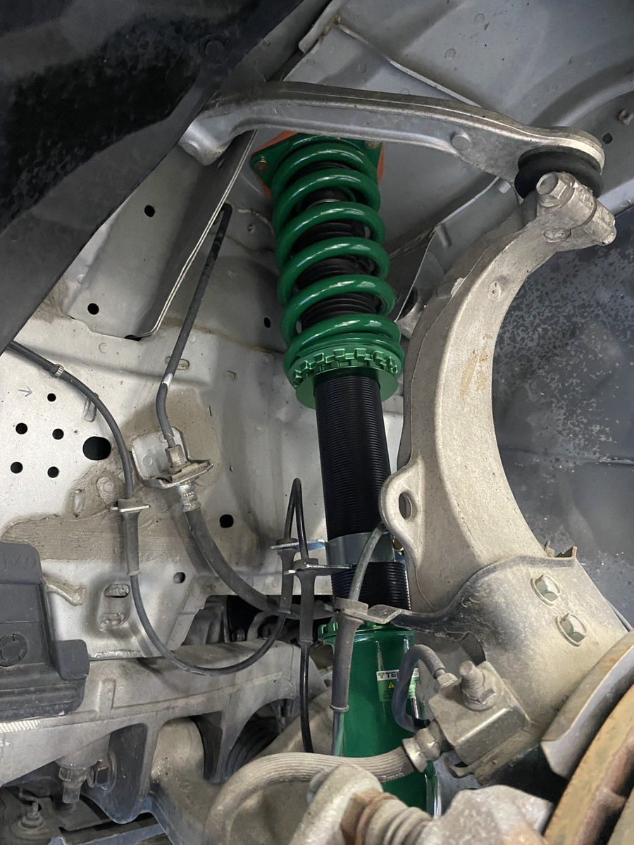 APIT_P_GARAGE's tweet photo. フーガにTEIN車高調『FLEX Z』を取り付け致しました。
当店でのお取り付けありがとうございましたm(__)m

#apit
#apit_performance_garege東福岡
#フーガ
#TEIN https://t.co/VHsjxAmk8S