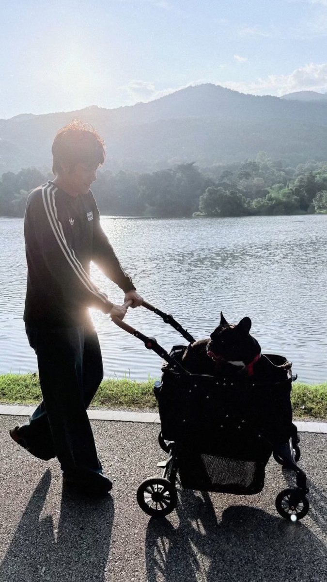 sabrixxvans's tweet photo. he’s gonna be a hell of a dad in the future 💘 https://t.co/Z4KHsurD0f