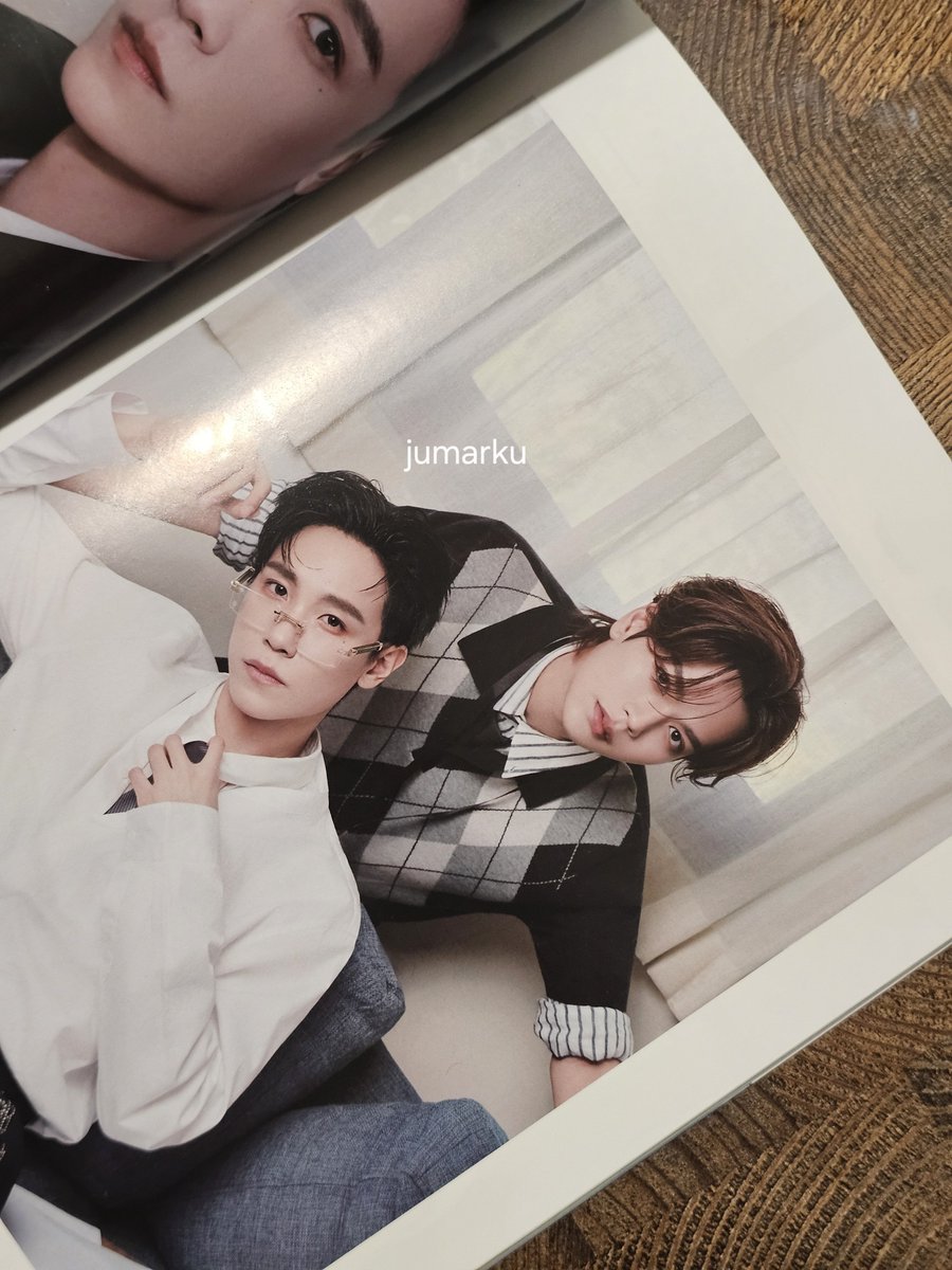 jumarku's tweet photo. ( help rt )
GIVEAWAY CITERPULSE X JUNIORMARK

Magazine B only
★ ina only, shipping from jaksel by co shpee 
★ rt + like + follow
★ end &amp; announce oct 30th

thank u!:> https://t.co/3PDCboEGZG